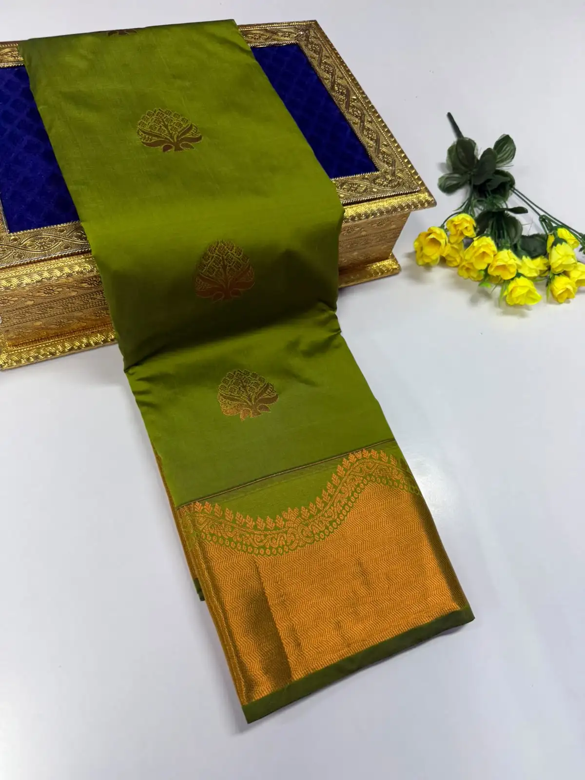 Copper Zari Floral Tree Butta Brocade Border Semi Kanchipuram Silk Saree